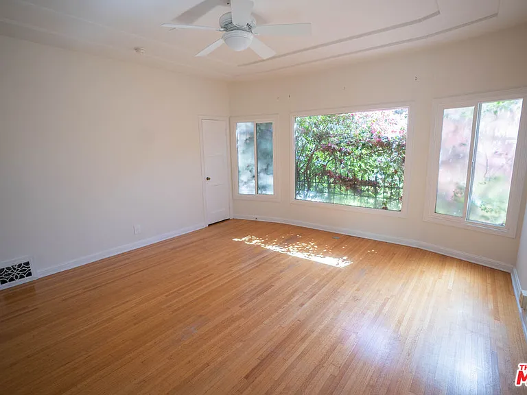 1210 S La Jolla Ave — Photo 6