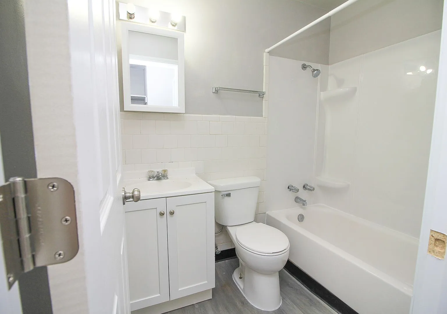 6 Flats Apartments — Photo 4