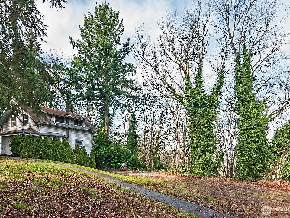 1st image of 4729 Mount View Drive S
