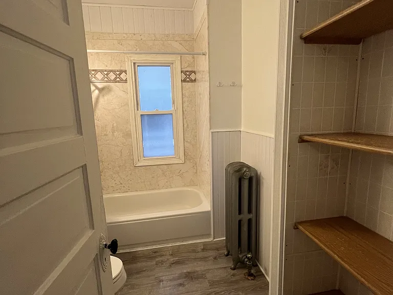 1211 S 72nd St — Photo 10