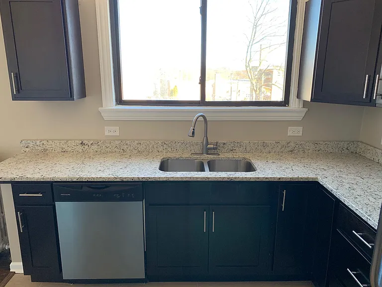 5653 N Spaulding Ave #3E — Photo 6