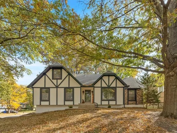 16601 W 146th St, Olathe, KS 66062