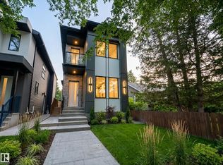 11230 125th St NW, Edmonton, AB T5M0M5