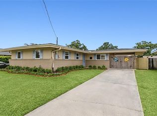 6028 Camphor St, Metairie, LA 70003