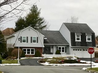 7 Windsor Way, East Hanover, NJ 07936