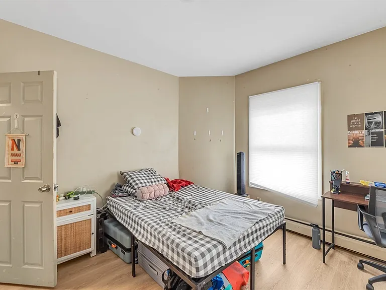 6 Wise St #1 — Photo 10