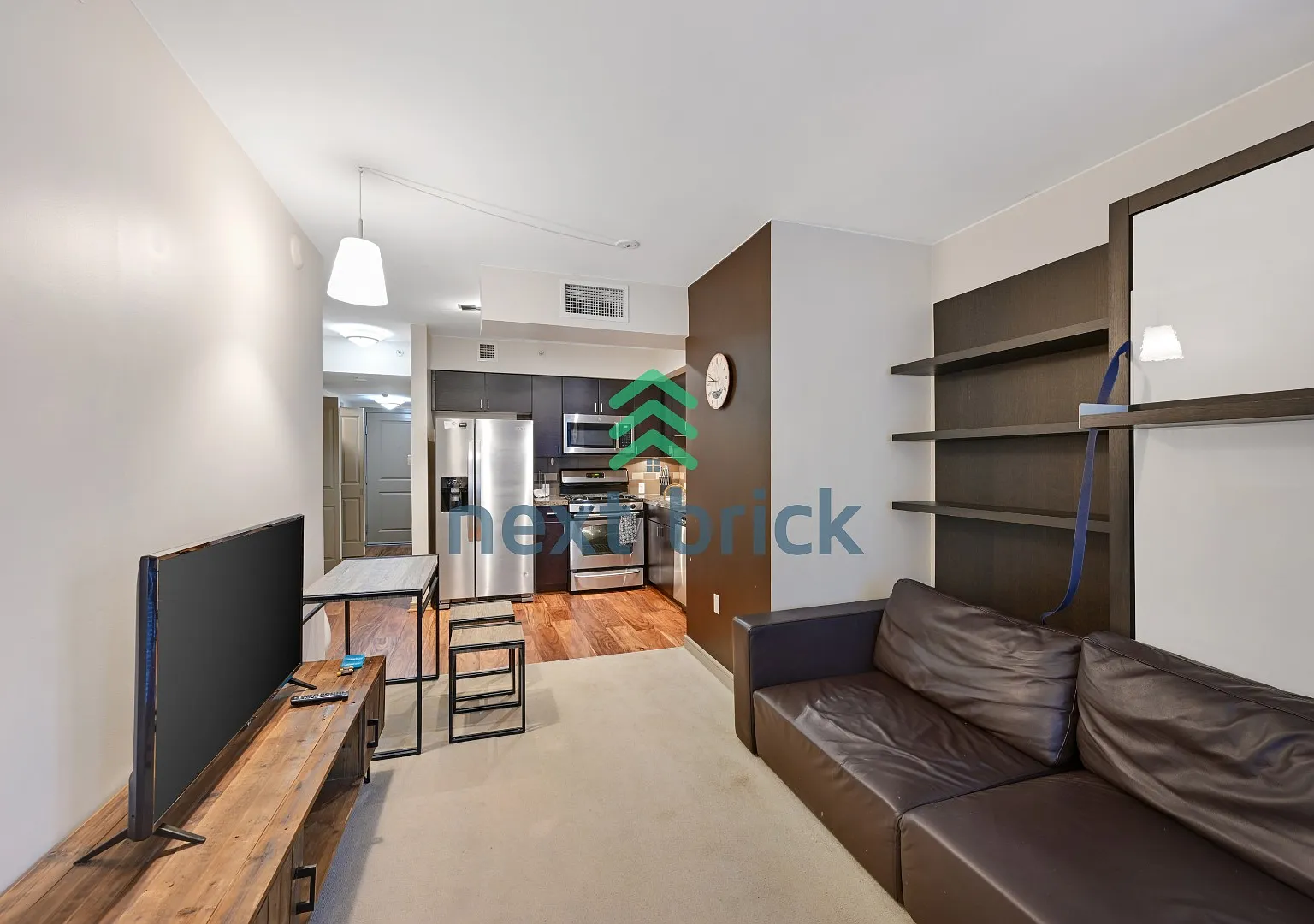 "Chic Urban Studio at 819 Virginia St - Your Seattle Sanctuary!" — Photo 4