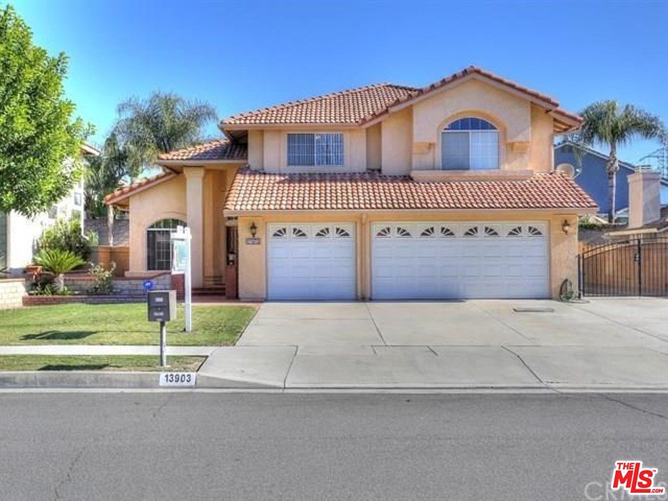 1st image of 13903 Olivewood Ave