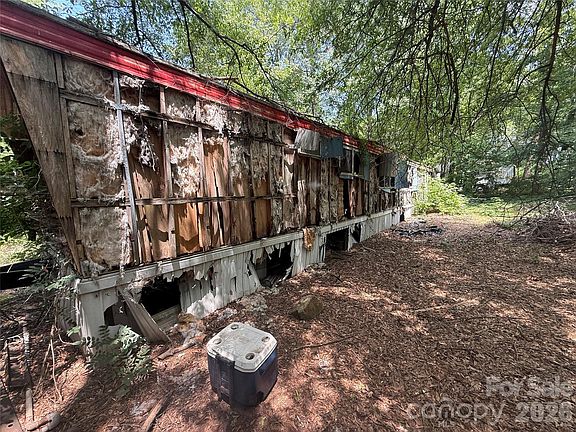 5th image of 1710 Black Oak Ln