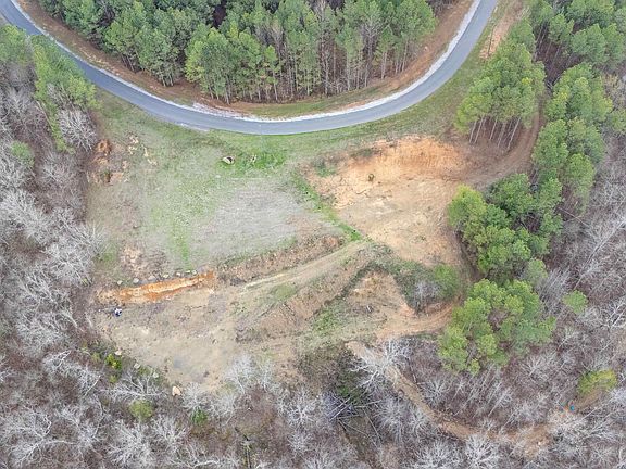 4th image of 1321 Red Oak Rd #0