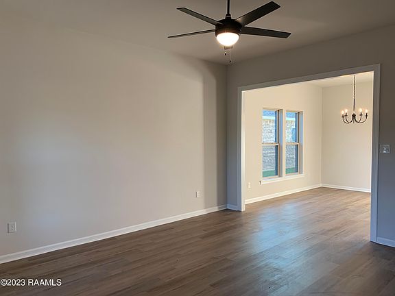 2nd image of 211 Peppercorn Way