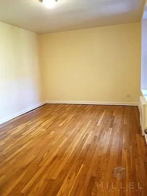 Rented by Hillel Realty Group | media 6