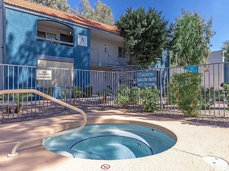 Gilbert Greens — Photo 14