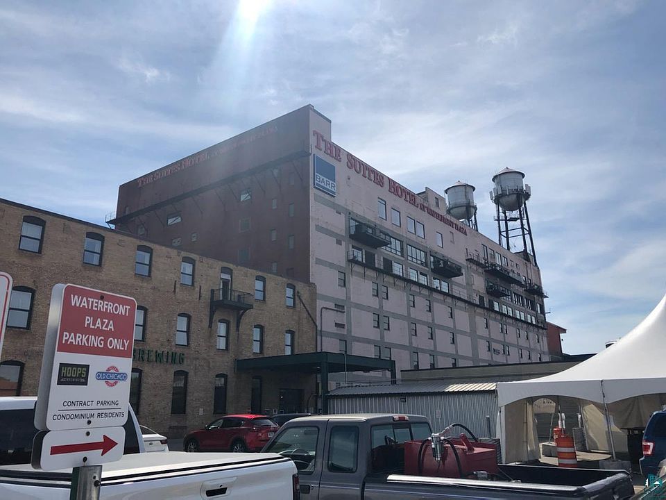 1st image of 325 S Lake Ave #1211