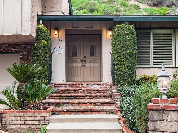 5th image of 5271 Gould Ave