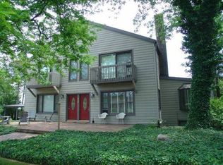 355 Ridgeway St, Saint Joseph, MI 49085