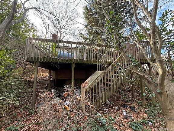 5th image of 33 Roxbury Street