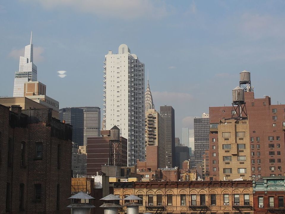 2nd image of 222 E 27th St #18B