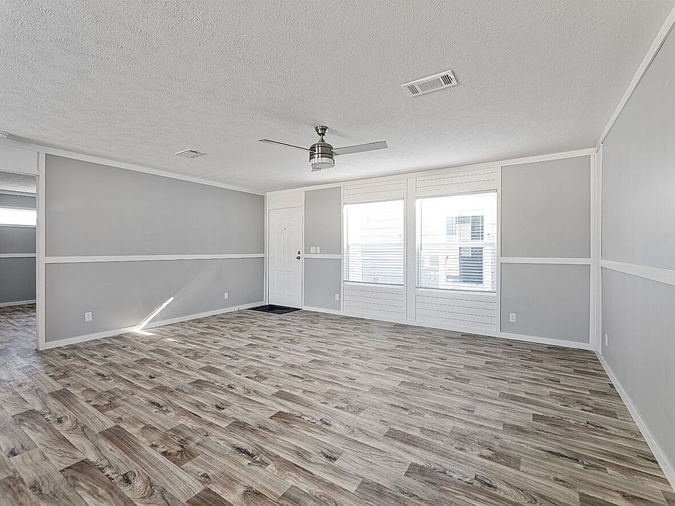 3115 SW Loop 410 #10, San Antonio, TX 78227 | Zillow