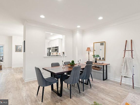 4th image of 4290 Park Green Ct