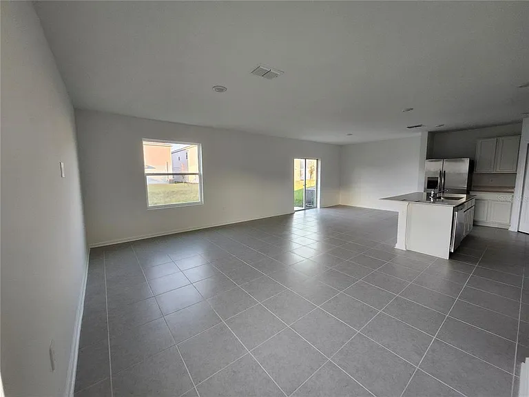 3898 Amers Loop — Photo 10