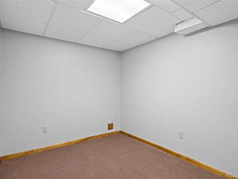 8725 Meadowlark Cir — Photo 16