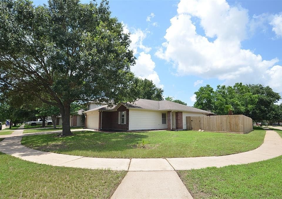 1st image of 20310 White Poplar Dr