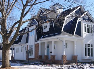401 S Peck Ave, La Grange, IL 60525