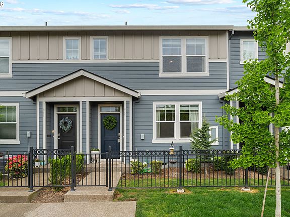 2nd image of 821 N 19th Ave