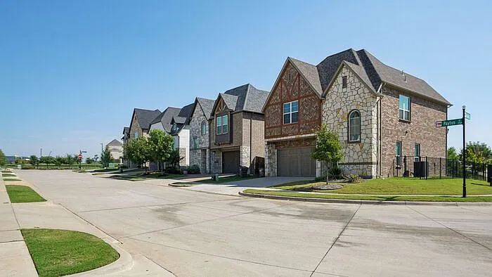 1533 Teresa Ann Ln — Photo 34