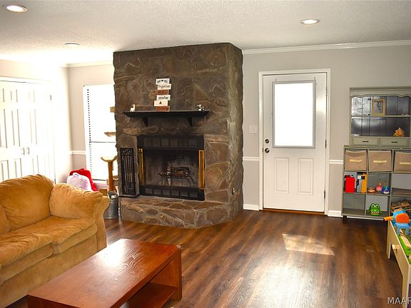 5th image of 6213 Lycoming Rd