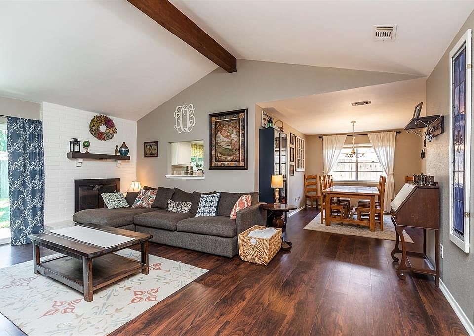 1st image of 24003 Nomini Hall Ln