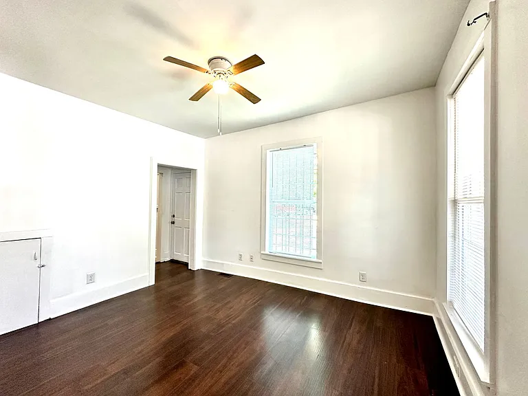 801 Meeting St — Photo 14