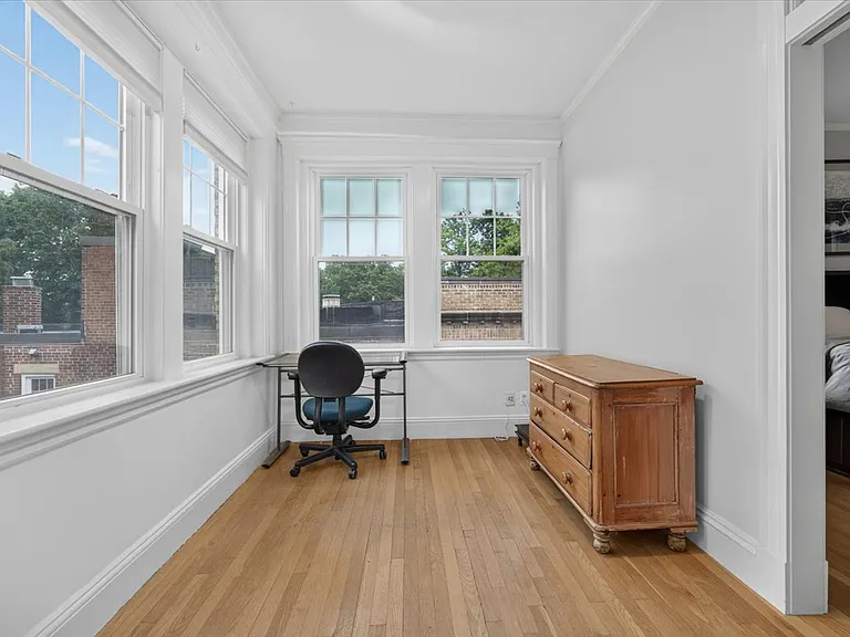 138 Sewall Ave #C — Photo 31