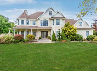 95 Shore Ln, Peconic, NY 11958