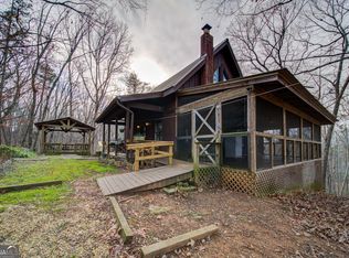 230 Skyview Dr, Clarkesville, GA 30523