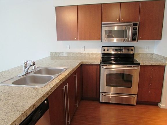 2nd image of 11303 NE 128th St APT B301