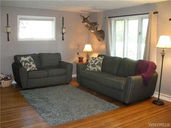5th image of 12304 Genesee St