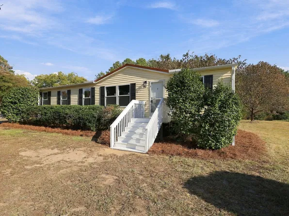 6713 Dianthus Dr, Willow Spring, NC 27592
