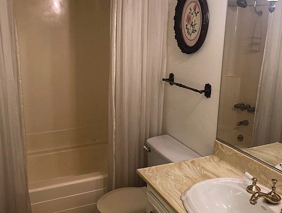 4th image of 444 Piedmont Ave Unit 106