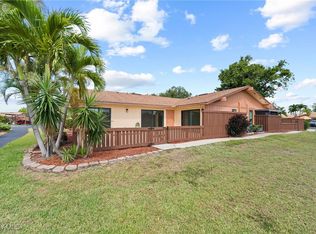 17307 Timber Oak Ln, Fort Myers, FL 33908