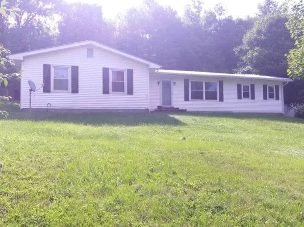 711 Circle Dr, Grayson, KY 41143