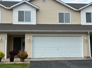 28 Arbor Ln, Farmington, MN 55024