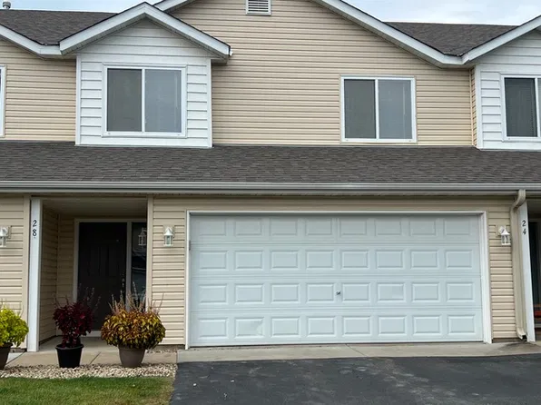 28 Arbor Ln, Farmington, MN 55024