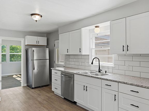 2nd image of 341 Shadowrock Drive