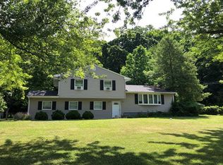 190 Cherry Tree Ln, Middletown, NJ 07748