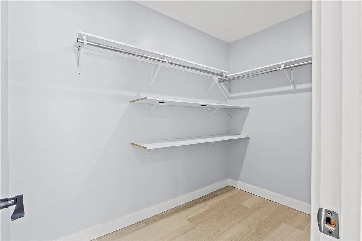 3 bed, $2,850 — Photo 4