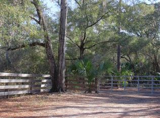 20 Ac 126th Ave, Cedar Key, FL 32625