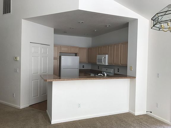 5th image of 4791 Deerfield Ct