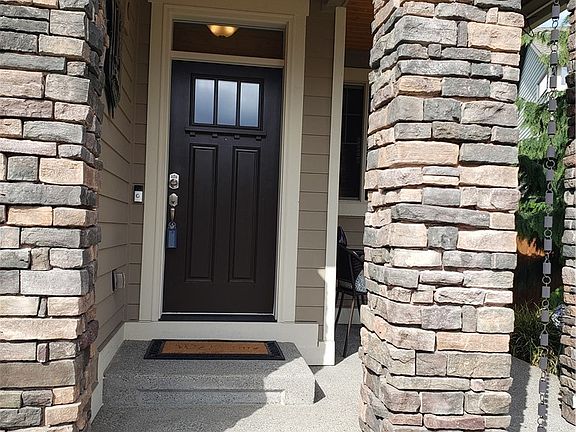 3rd image of 4026 Highlands Blvd